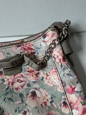 Floral Shoulder Bag with Gray Trim and Chain Detail